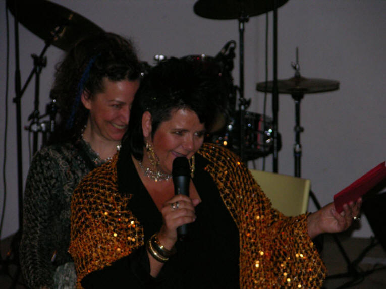 Songfestival-2007-Linda-en-Susanne