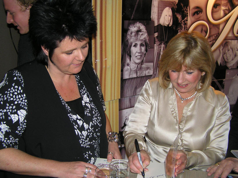 Linda_en_Willeke_Alberti_maart_2007