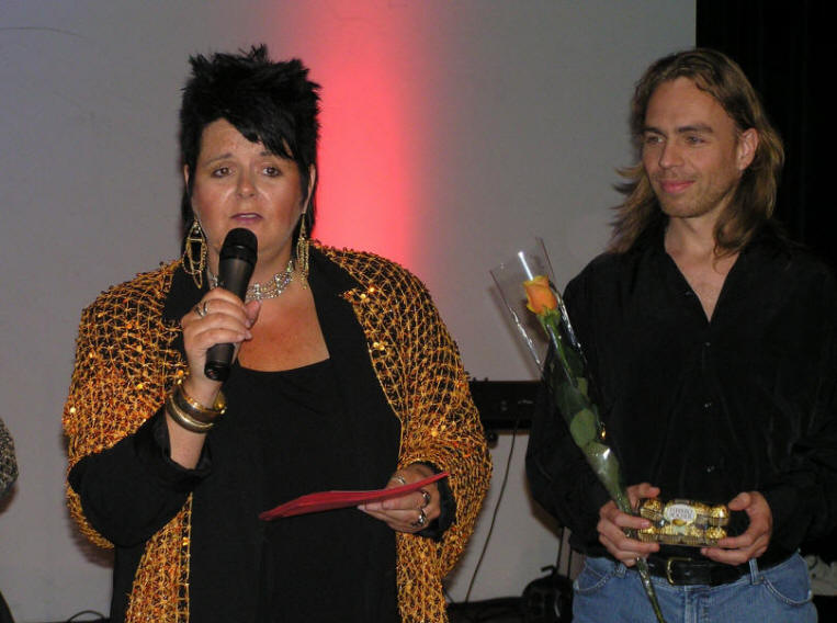 Presentatie-Songfestival-2007-Linda-Galle-Arthur-Postma-pianist
